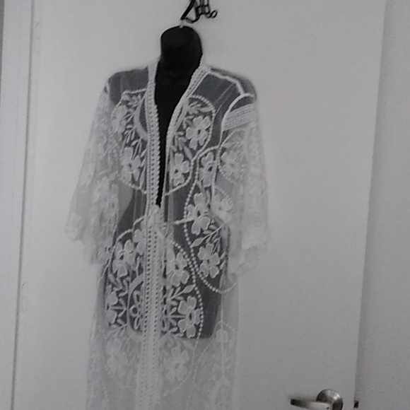 Cover up lace - Picture 1 of 1